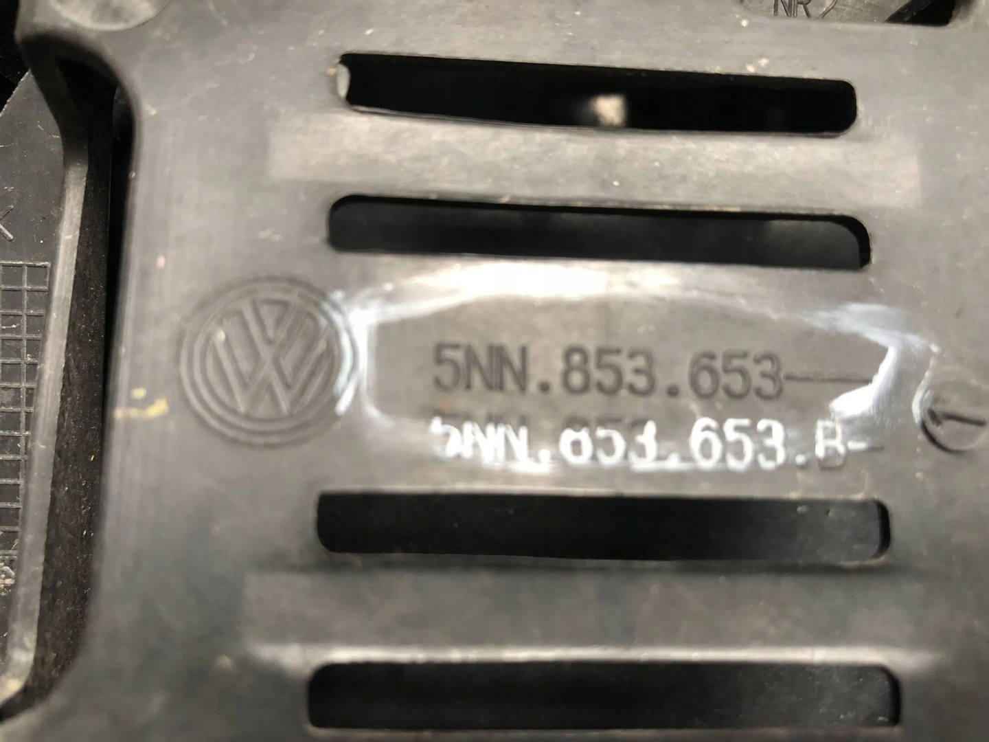 VW Tiguan Kühlergrill FRONTGRILL Kühlergitter 5NN853653B - Thumbnail 6