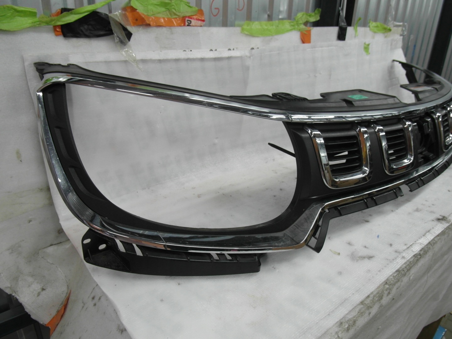 Suzuki Ignis I FH Kühlergrill FRONTGRILL Kühlergitter 7211173S07211 - Thumbnail 2