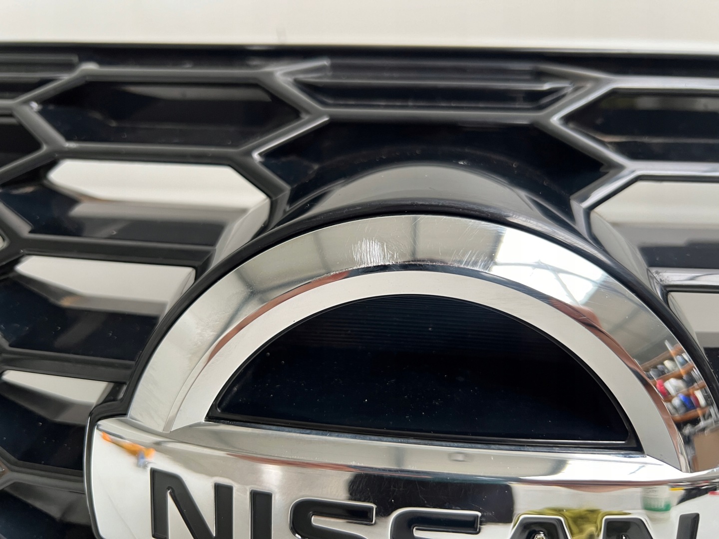 Nissan Juke F16 Kühlergrill FRONTGRILL Kühlergitter 623106PA0B - Thumbnail 7