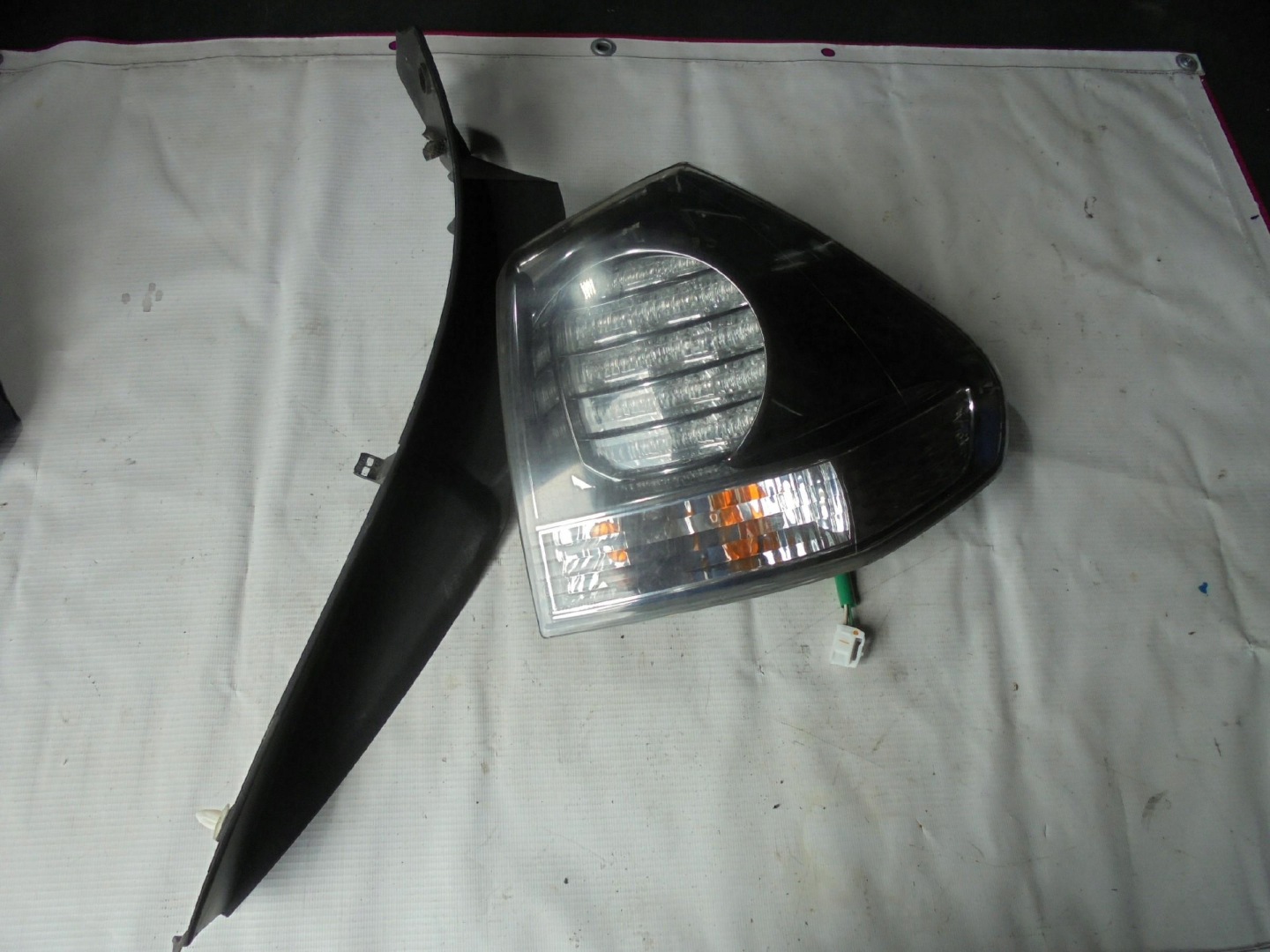 Lexus RX HXU3 Rückleuchte Rearlamp - Thumbnail 1