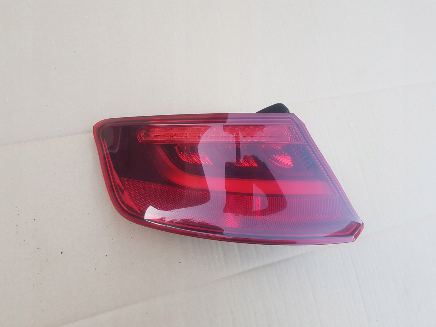 Audi A3 8V Rückleuchte 8V4945095D Rearlamp - Thumbnail 2