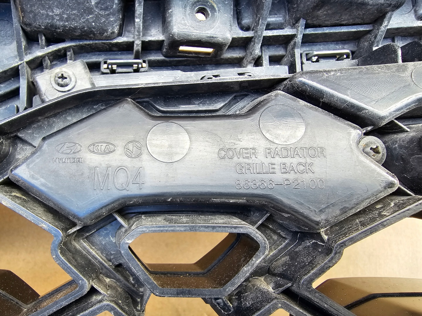 Kia Sportage NQ5 Kühlergrill FRONTGRILL Kühlergitter - Thumbnail 5