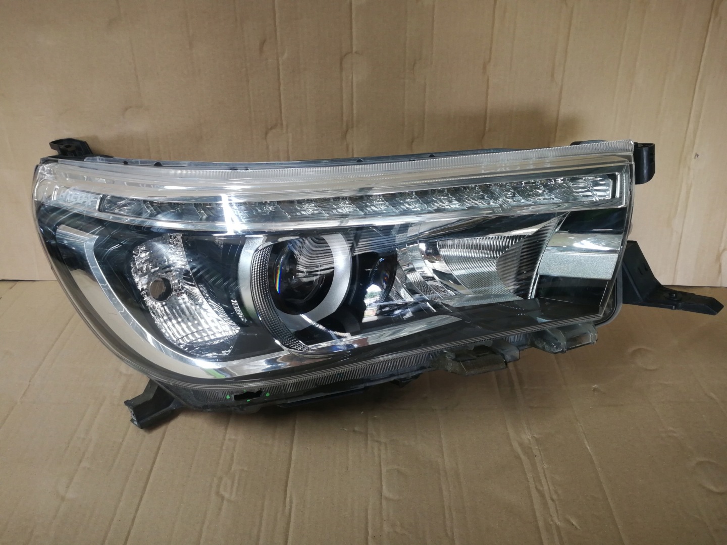 Frontscheinwerfer Toyota Hilux AN1P LED Rechts Scheinwerfer Headlight - Thumbnail 1