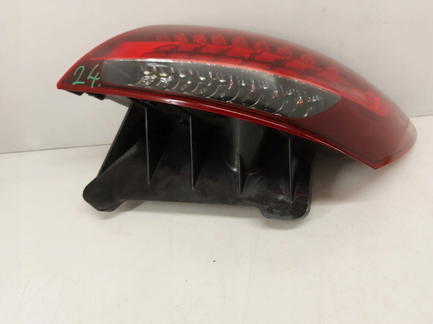 Mercedes-Benz E-Klasse W213 Rückleuchte A2139065209 Rearlamp - Thumbnail 6