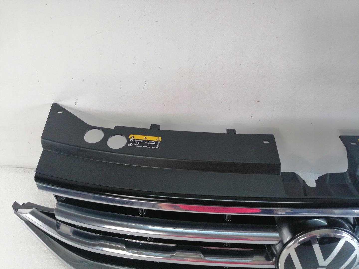 VW Tiguan Kühlergrill FRONTGRILL Kühlergitter 5NA853659 - Thumbnail 4