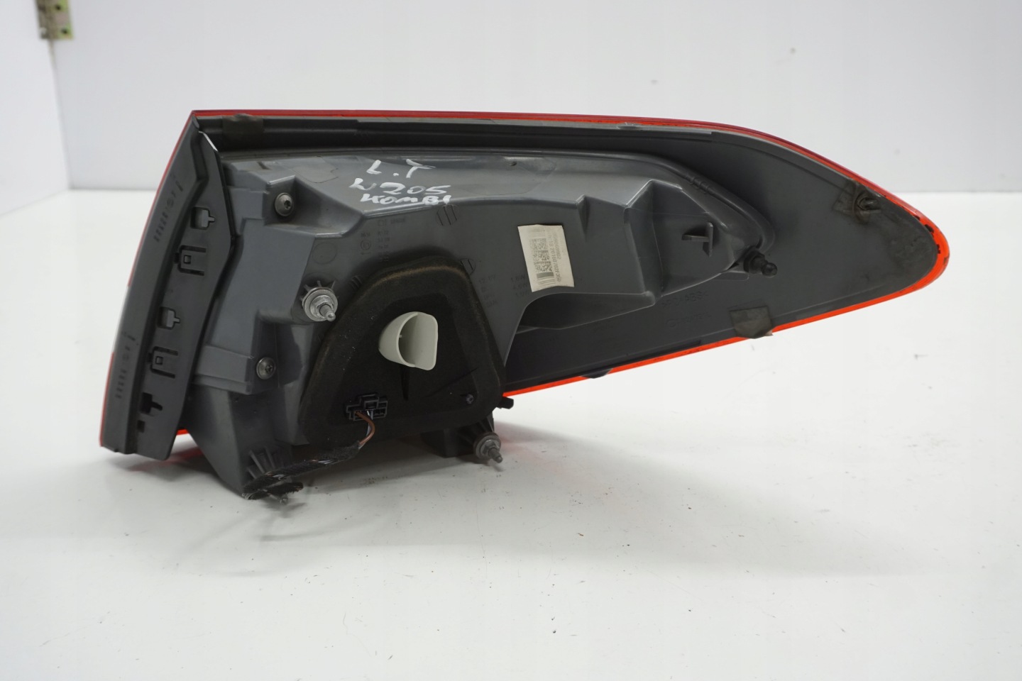 Mercedes-Benz C-Klasse W205 Rückleuchte W2059069902 Rearlamp - Thumbnail 5