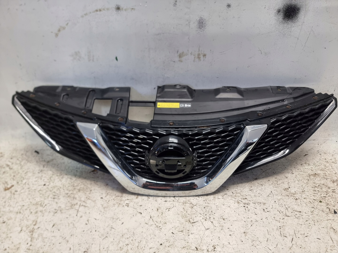 Nissan Qashqai J11 Kühlergrill FRONTGRILL Kühlergitter - Thumbnail 1