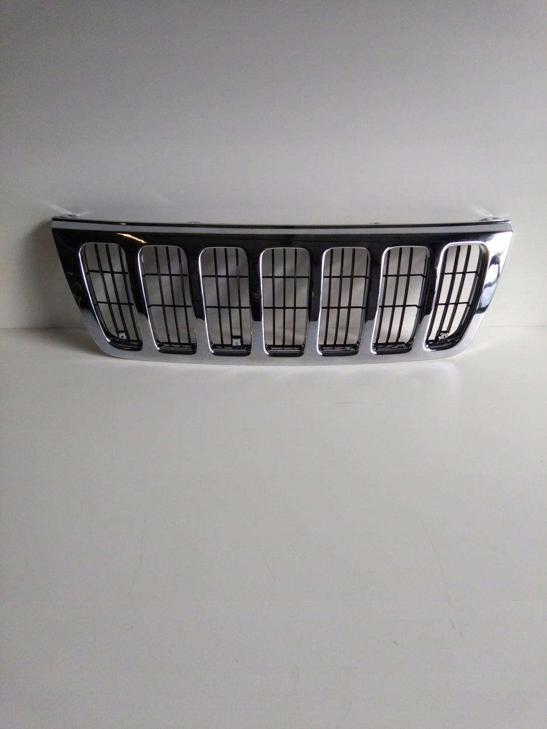 Jeep Cherokee J Kühlergrill FRONTGRILL Kühlergitter CH1200234 - Thumbnail 1
