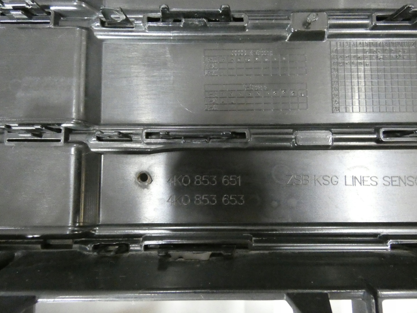 Audi A6 Kühlergrill FRONTGRILL Kühlergitter 4K0853651 - Thumbnail 6