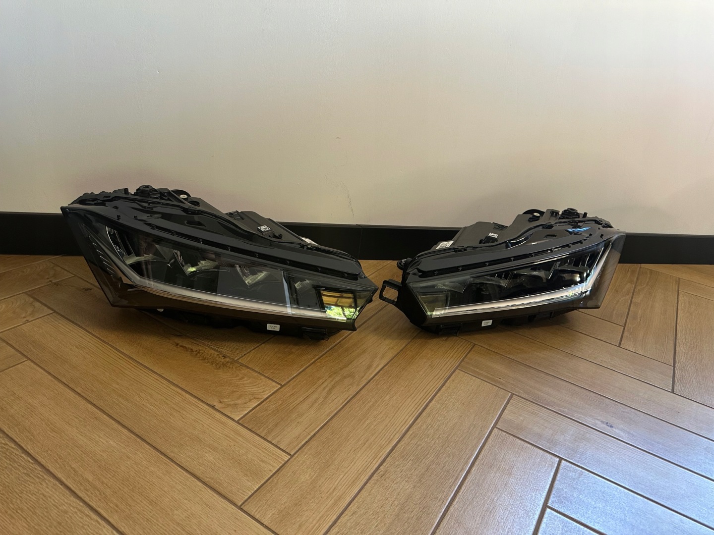 Frontscheinwerfer Skoda Superb 3P1 3P1941015 LED Links Scheinwerfer Headlight - Thumbnail 1