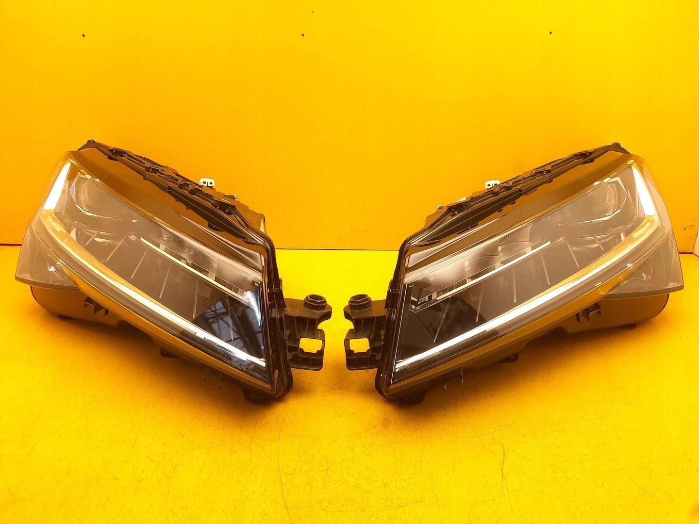 Frontscheinwerfer Skoda Superb 3U 3V1941016E Matrix LED Links Headlight - Thumbnail 1