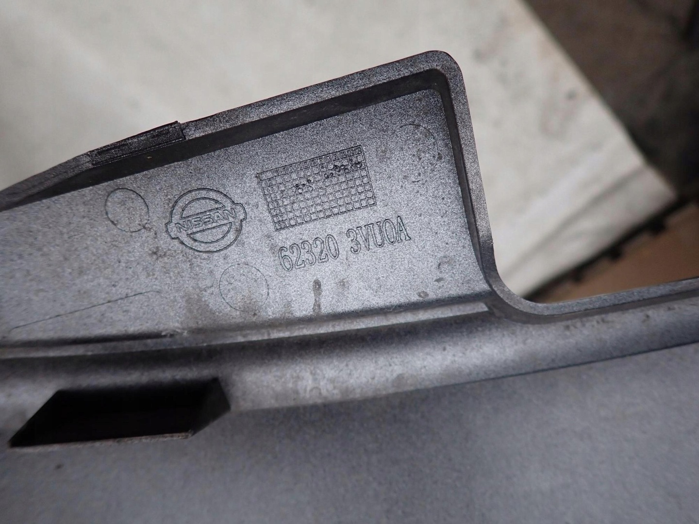Nissan Note E12 Kühlergrill FRONTGRILL Kühlergitter 623203VU0A - Thumbnail 4