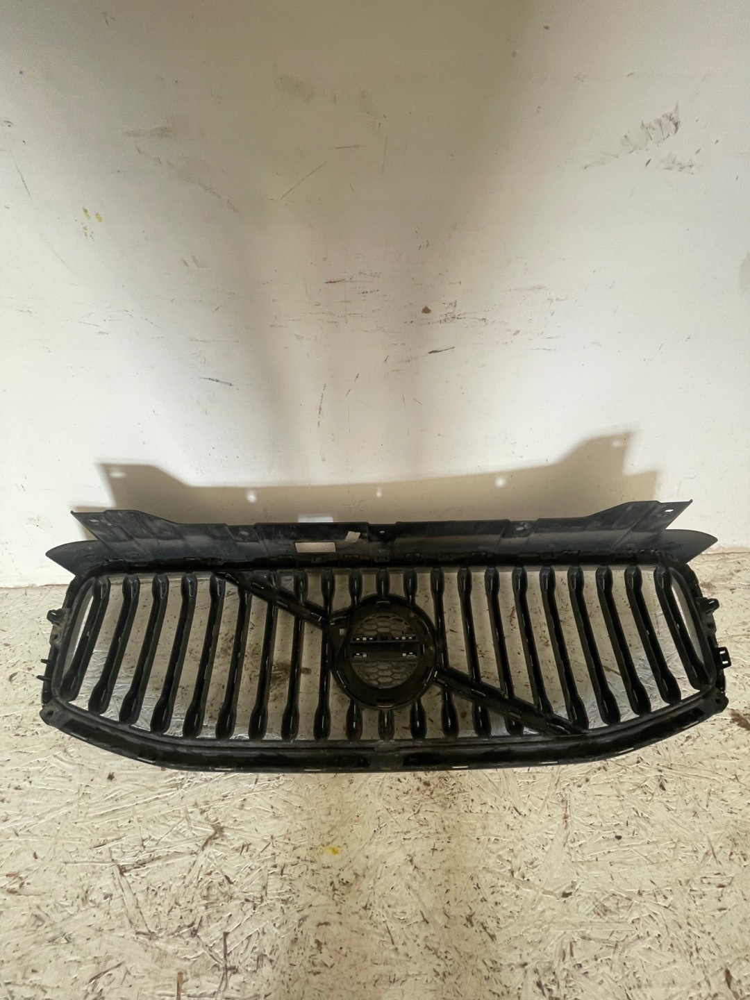 Volvo XC60 Kühlergrill FRONTGRILL Kühlergitter 31425535 - Thumbnail 5