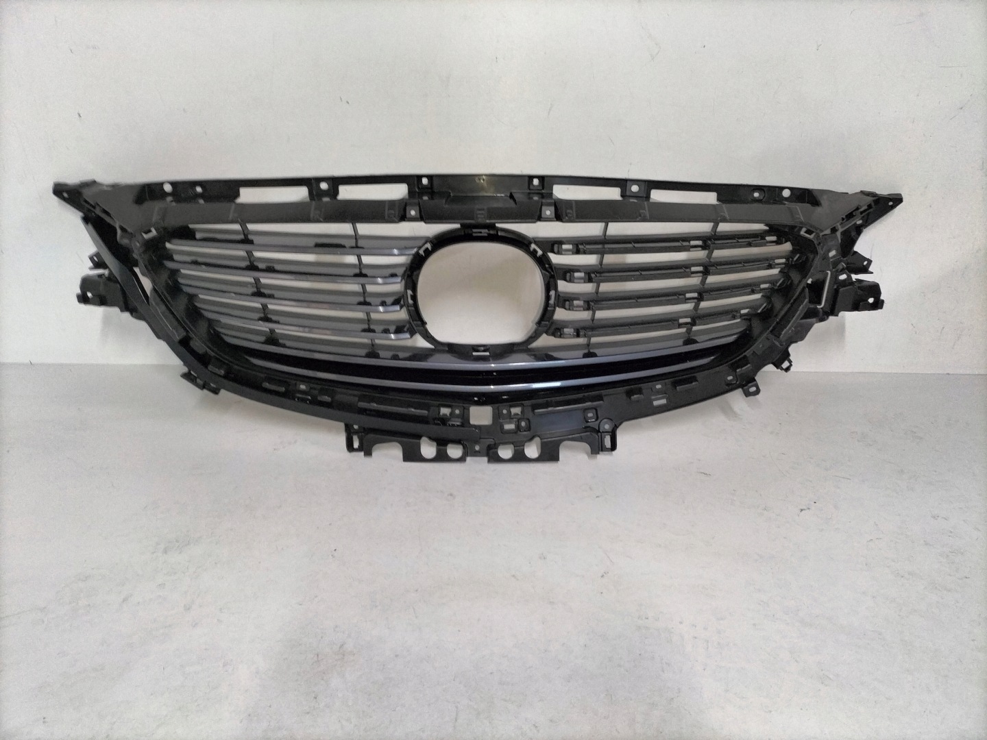 Mazda 6 GJ Kühlergrill FRONTGRILL Kühlergitter G46L50712 - Thumbnail 1