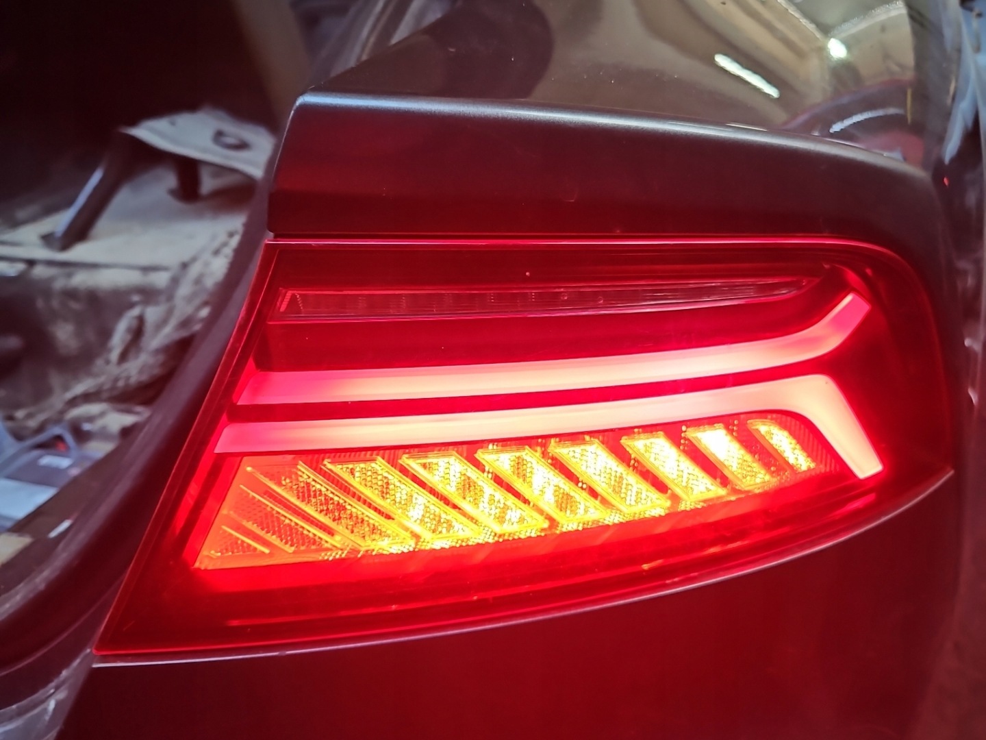 Audi A7 Rückleuchte 4G8945096H Rearlamp - Thumbnail 1