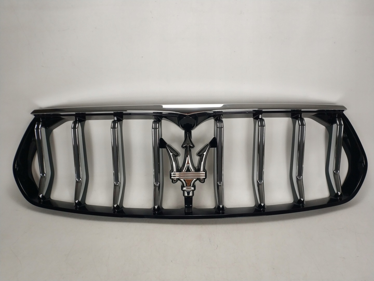 Maserati Levante AM156 Kühlergrill FRONTGRILL Kühlergitter 670151261PO - Thumbnail 1