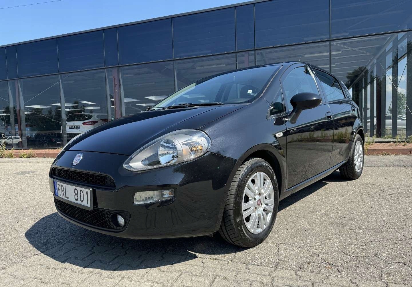 Fiat Punto Punto 2012 Hatchback 3d 1.2 8v 69KM 2012