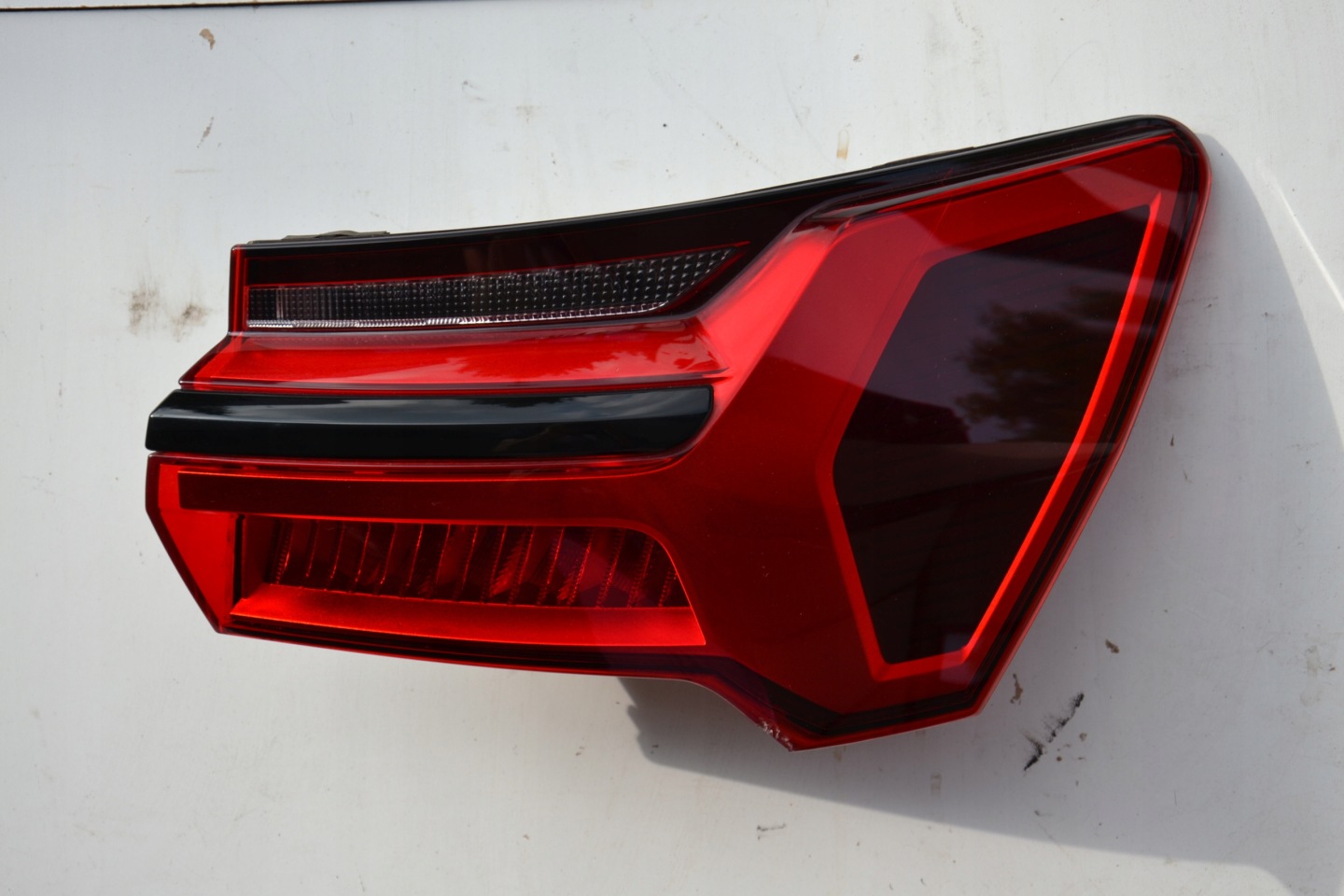 Audi A6 Rückleuchte 4K5945070A Rearlamp - Thumbnail 1