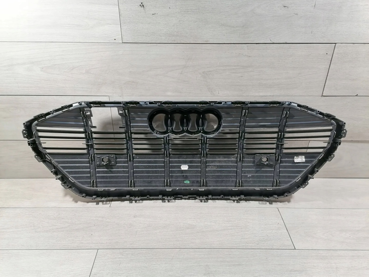 Audi e-tron Kühlergrill FRONTGRILL Kühlergitter 4KE853651 - Thumbnail 8