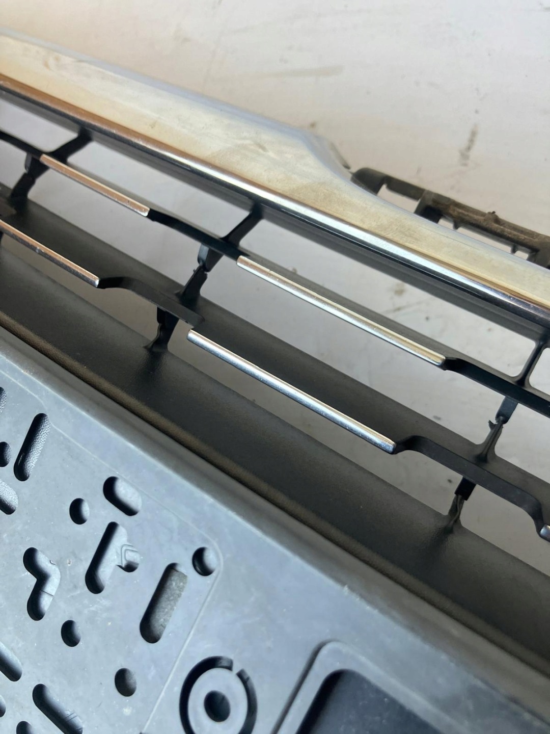 Peugeot 208 I Kühlergrill FRONTGRILL Kühlergitter 9810535677 - Thumbnail 5
