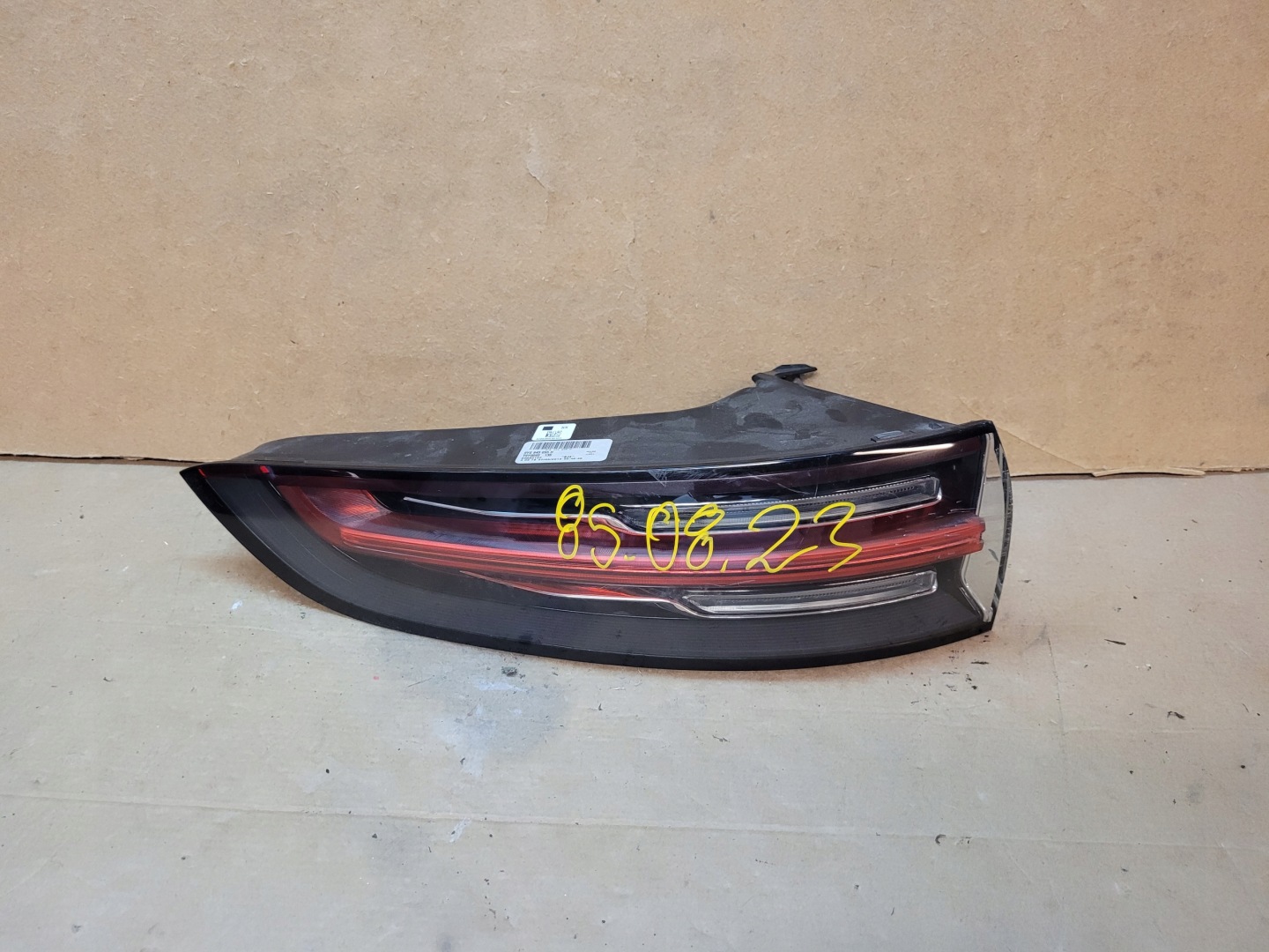 Porsche Cayenne 9YA Rückleuchte 9Y0945095HL Rearlamp - Thumbnail 1