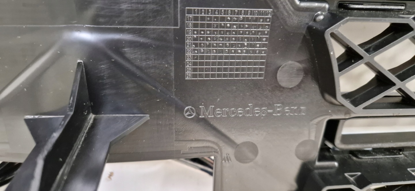Mercedes-Benz C-Klasse W202 Kühlergrill FRONTGRILL Kühlergitter - Thumbnail 10