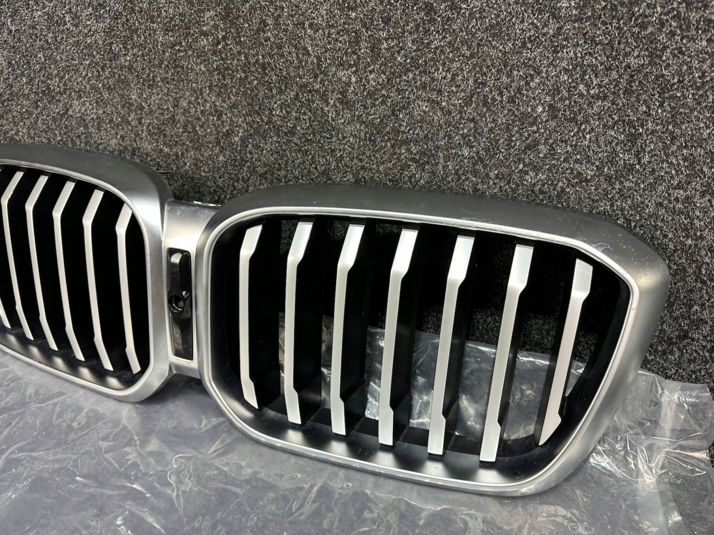 BMW X3 G01 Kühlergrill FRONTGRILL Kühlergitter 1062711 - Thumbnail 6