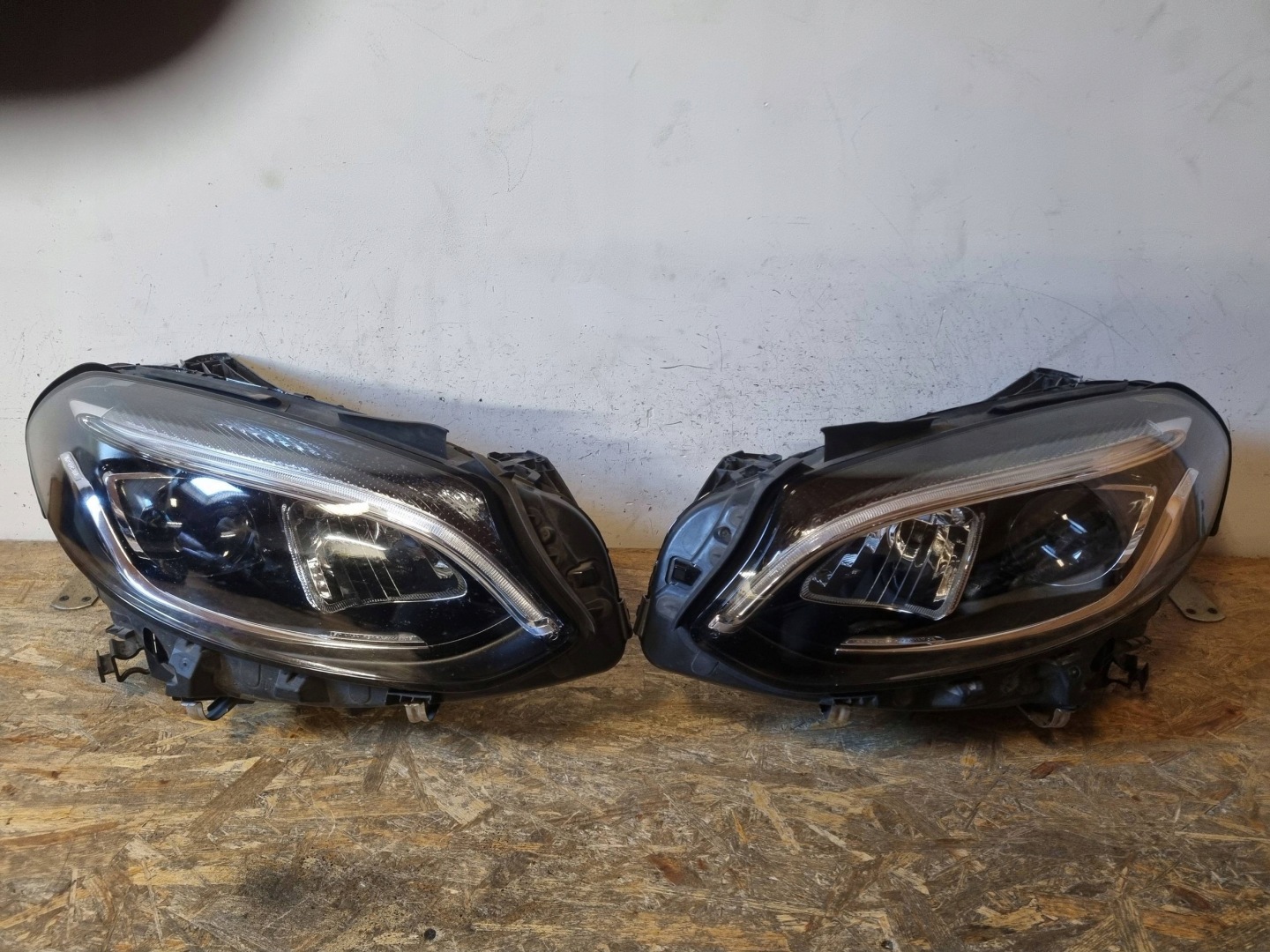Frontscheinwerfer Mercedes-Benz B-Klasse W246 A2469066901 LED Links Headlight - Thumbnail 1