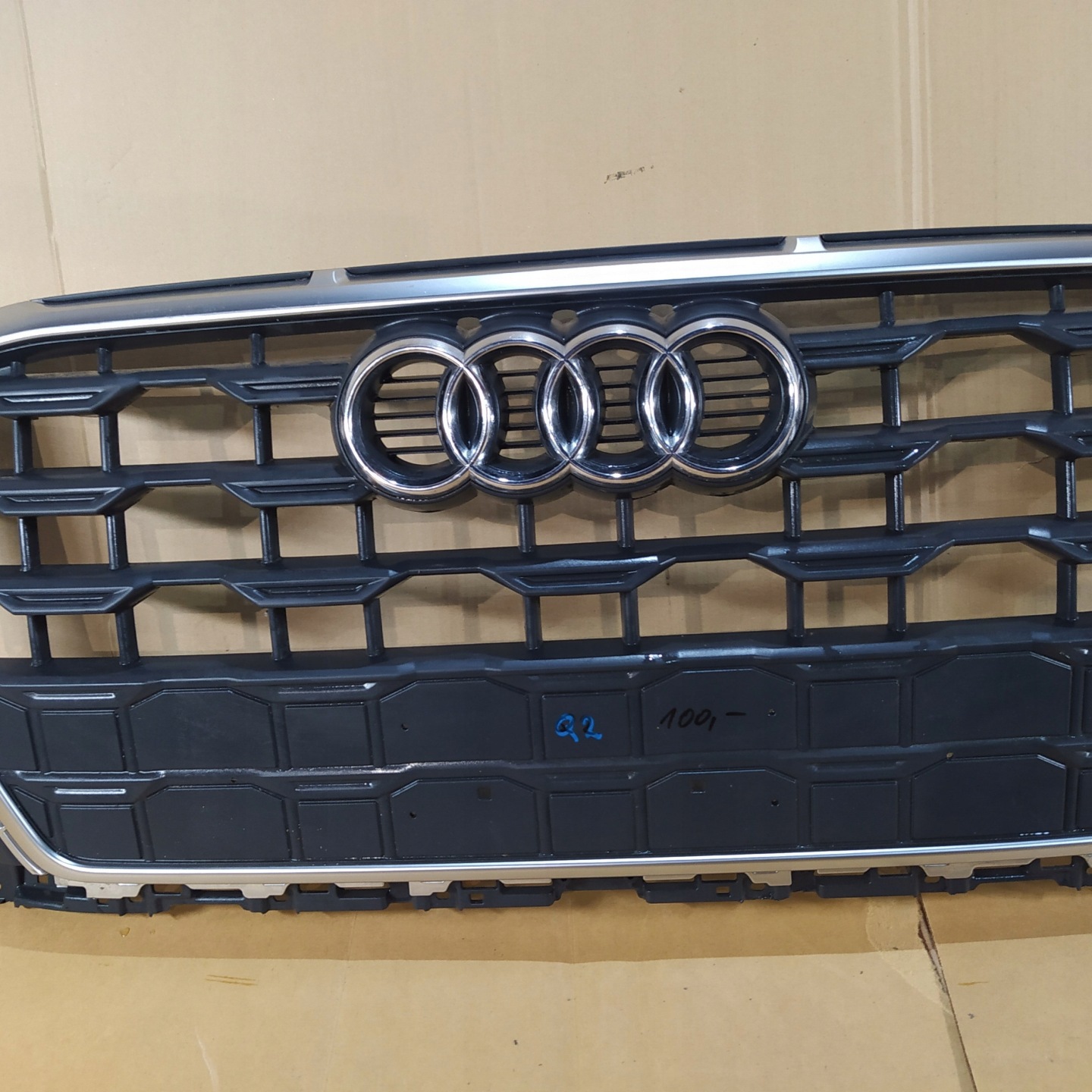 Audi Q2 Kühlergrill FRONTGRILL Kühlergitter 81A853651H - Thumbnail 4