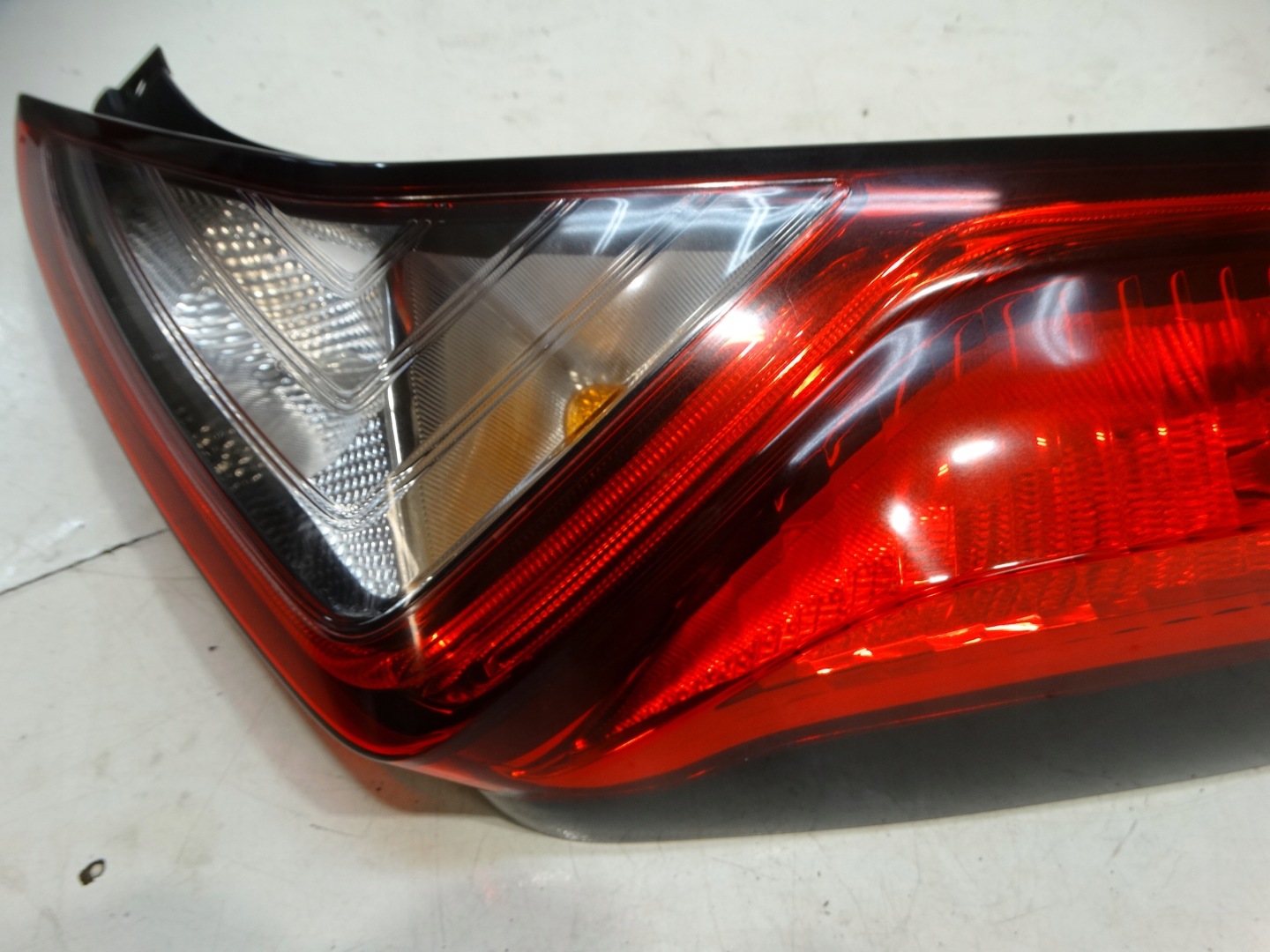 Toyota Aygo AB7 Rückleuchte Rearlamp - Thumbnail 7