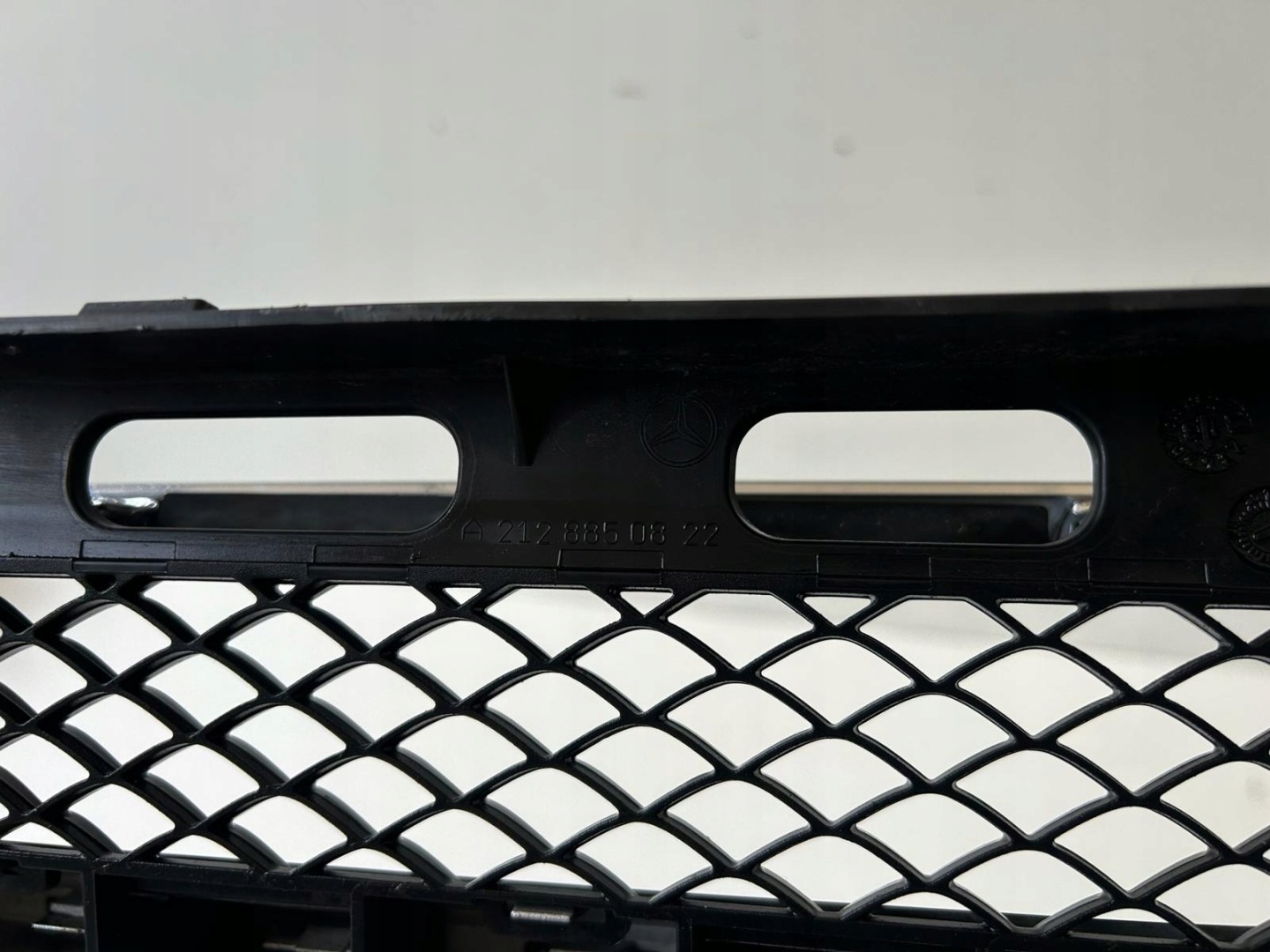 Mercedes-Benz E-Klasse W212 Kühlergrill FRONTGRILL Kühlergitter A2128850822 - Thumbnail 4