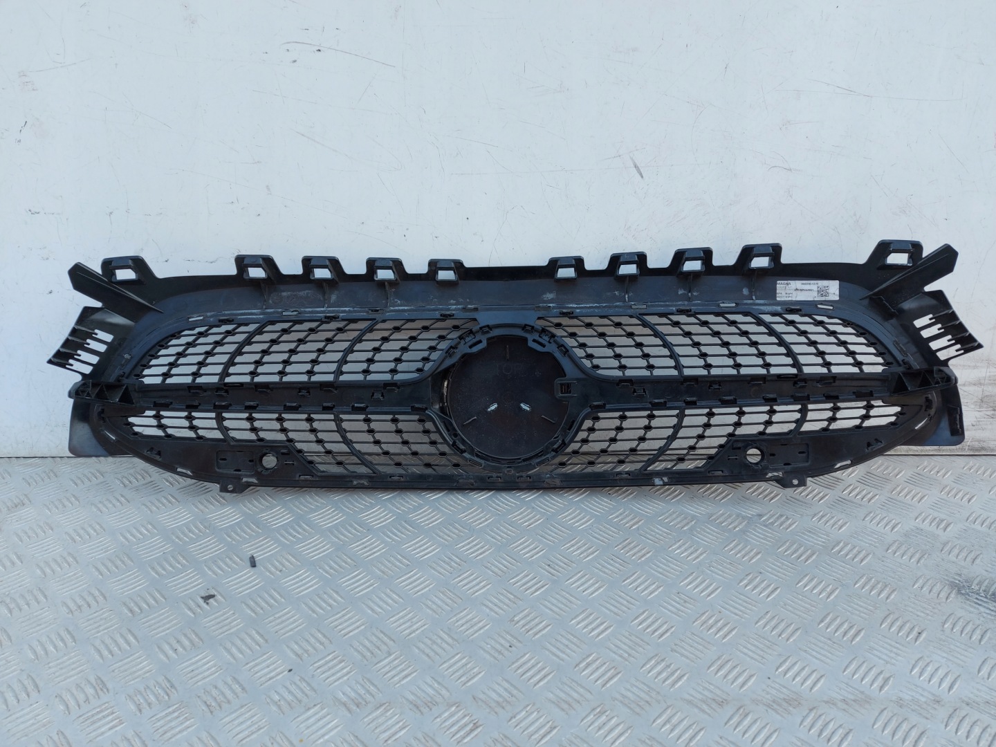 Mercedes-Benz C-Klasse W202 Kühlergrill FRONTGRILL Kühlergitter A2478882900 - Thumbnail 5