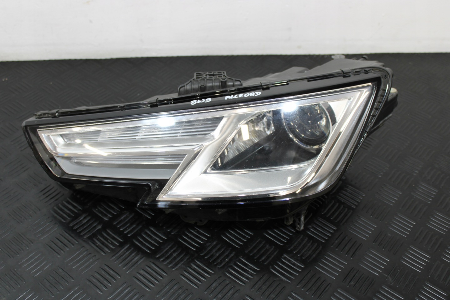 Frontscheinwerfer Audi A4 B9 8W0941005AU LED Links Scheinwerfer Headlight - Thumbnail 8