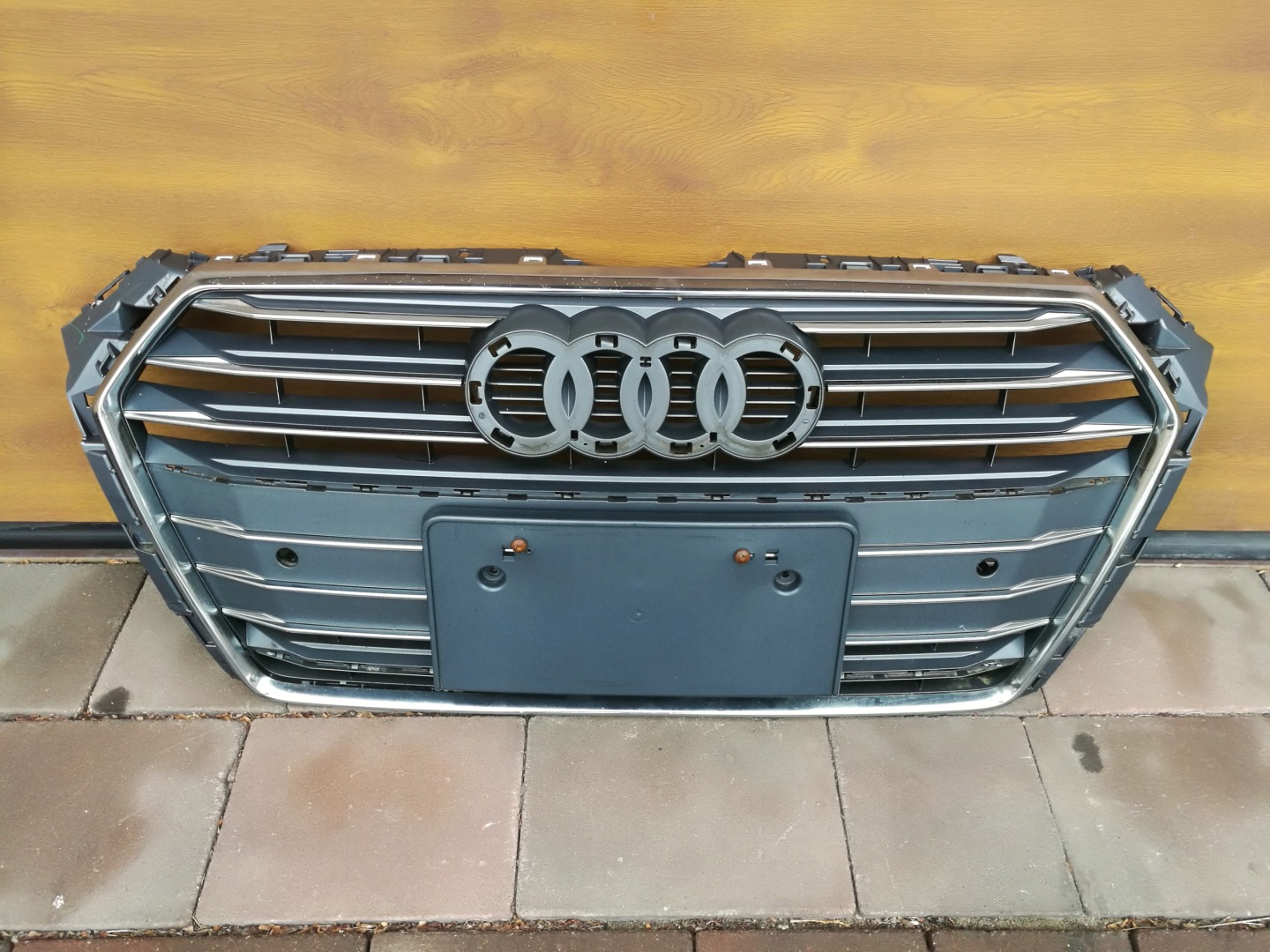 Audi A4 B9 Kühlergrill FRONTGRILL Kühlergitter 8W0853651BR - Thumbnail 1