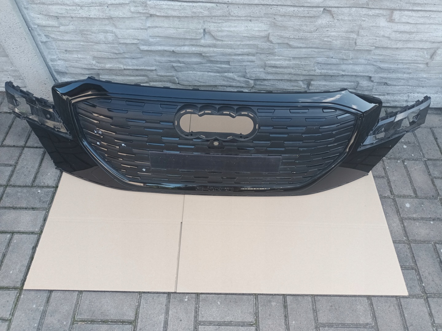 Audi Q4 Kühlergrill FRONTGRILL Kühlergitter 89A807725 - Thumbnail 1