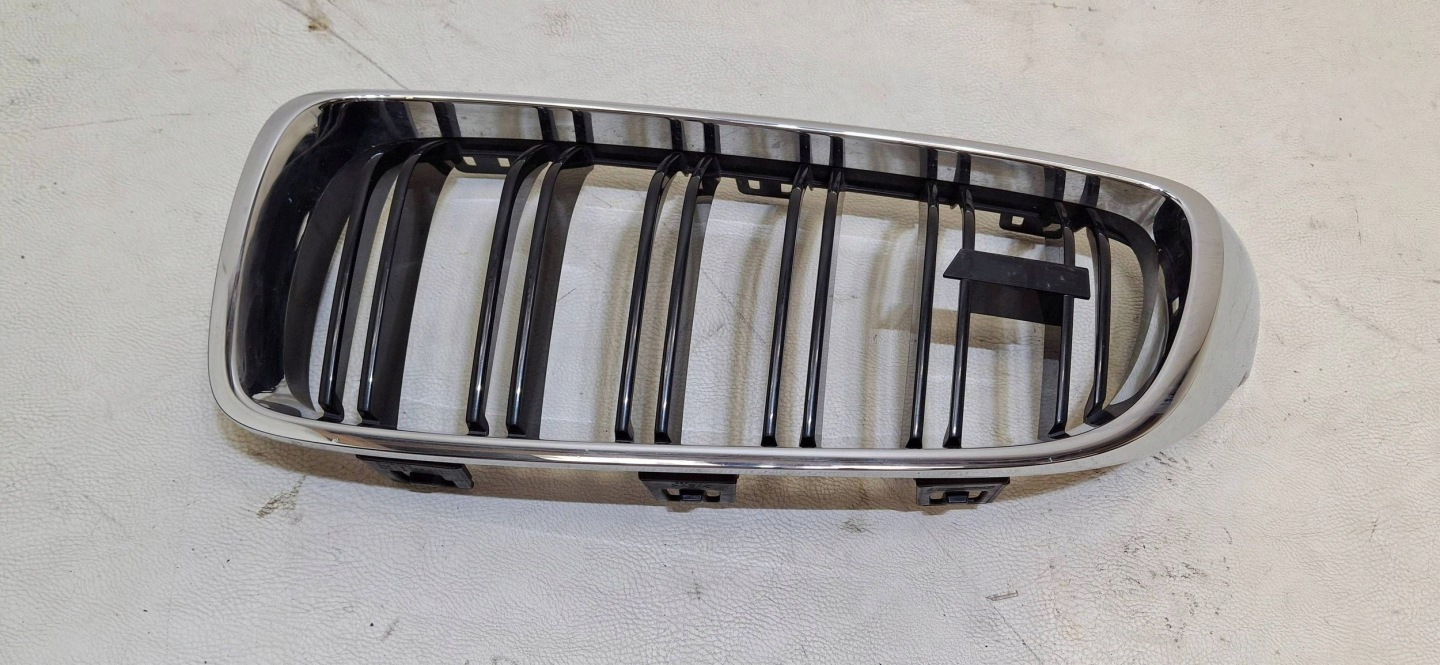 BMW 4 F82 Kühlergrill FRONTGRILL Kühlergitter 8056411 - Thumbnail 1