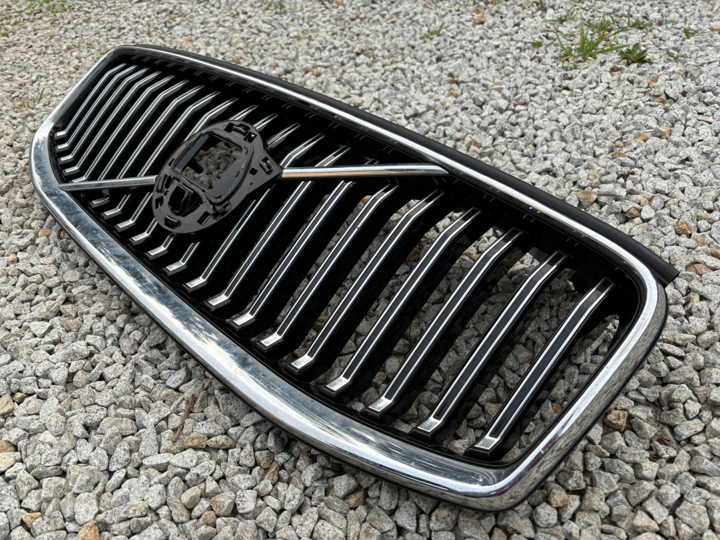 Volvo XC60 Kühlergrill FRONTGRILL Kühlergitter 32291032AT - Thumbnail 3