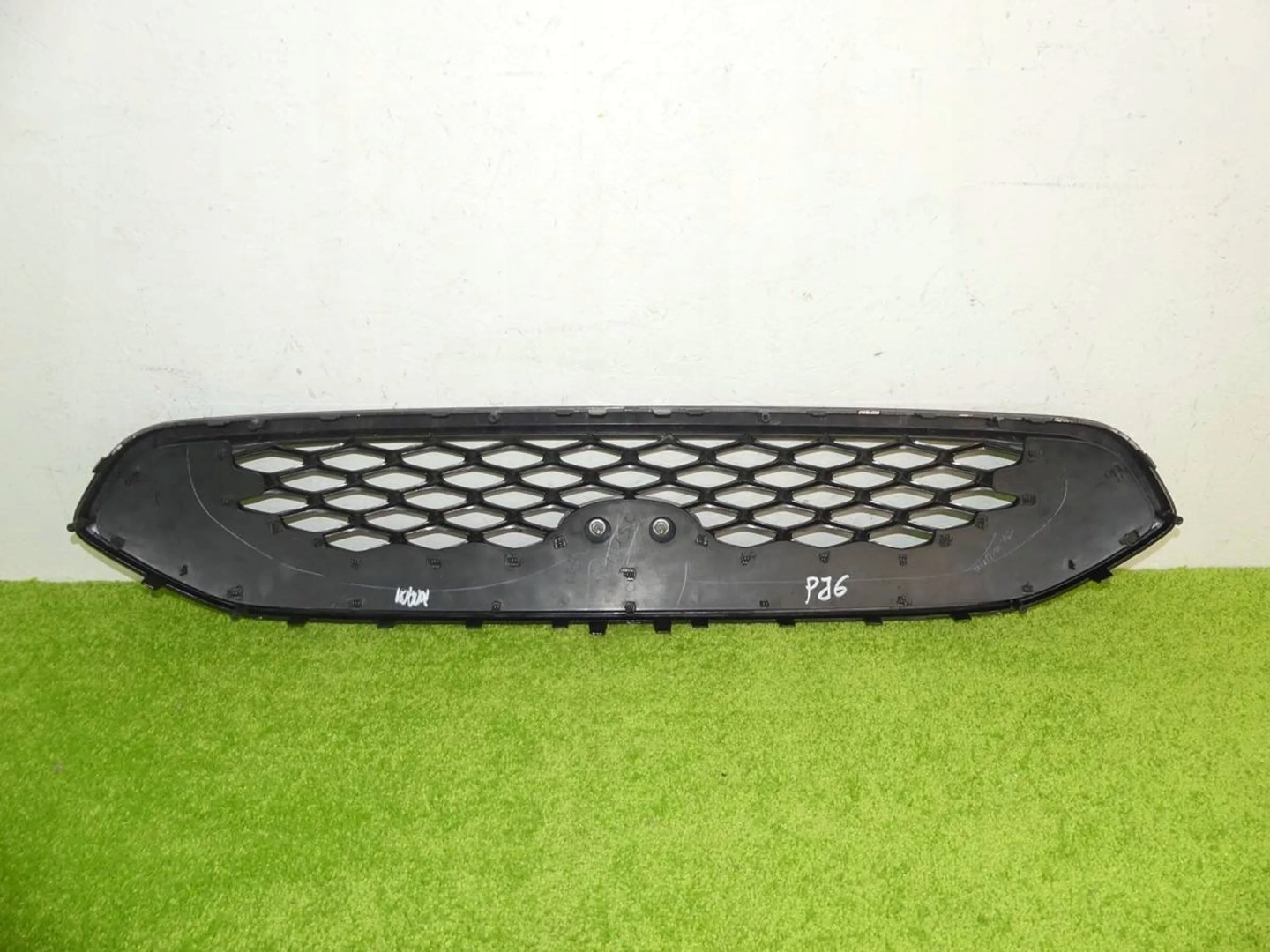 Ford Ka III KAF Mk3 Kühlergrill FRONTGRILL Kühlergitter - Thumbnail 2
