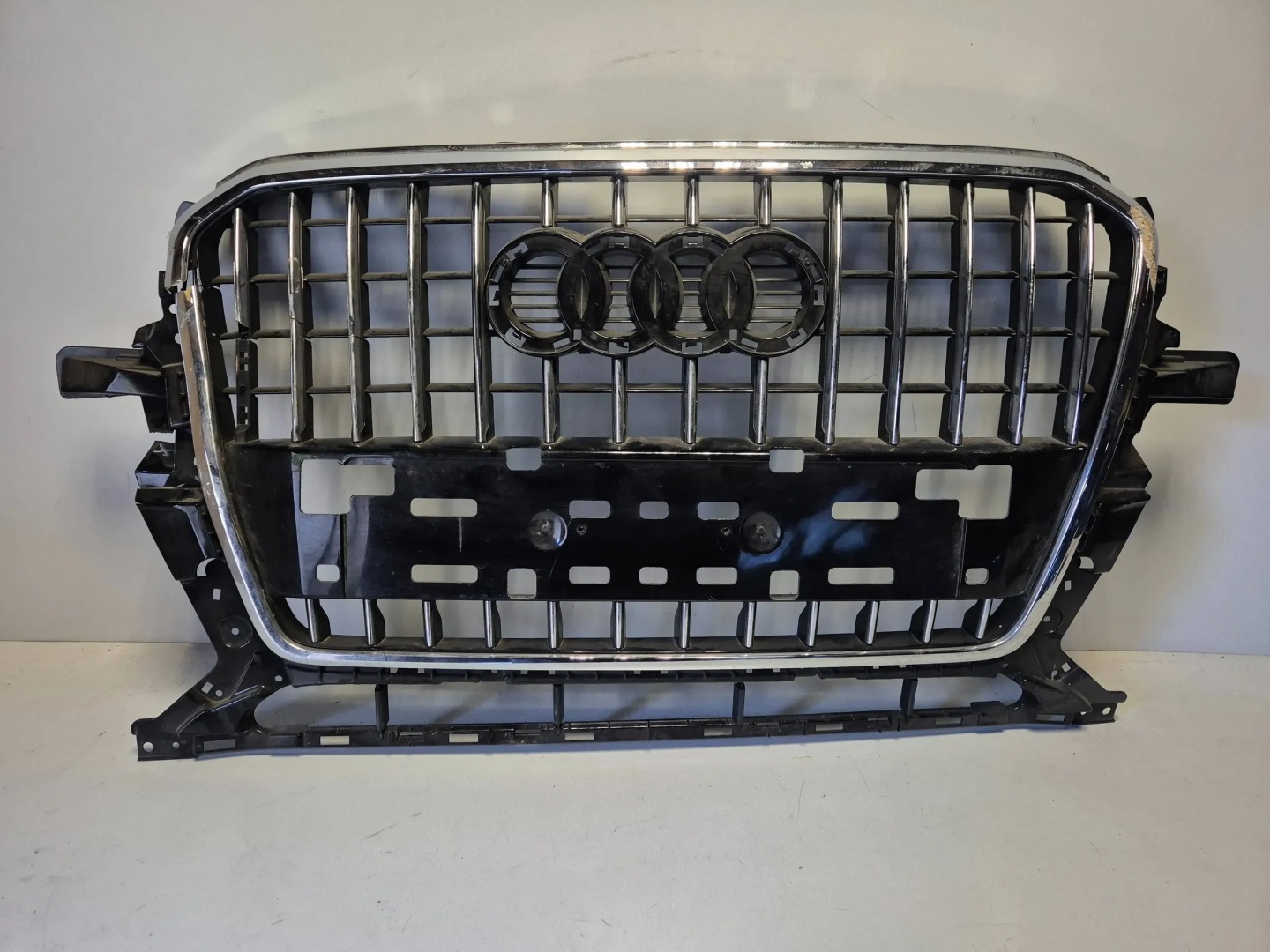 Audi Q5 Kühlergrill FRONTGRILL Kühlergitter 8R0853651AB - Thumbnail 1