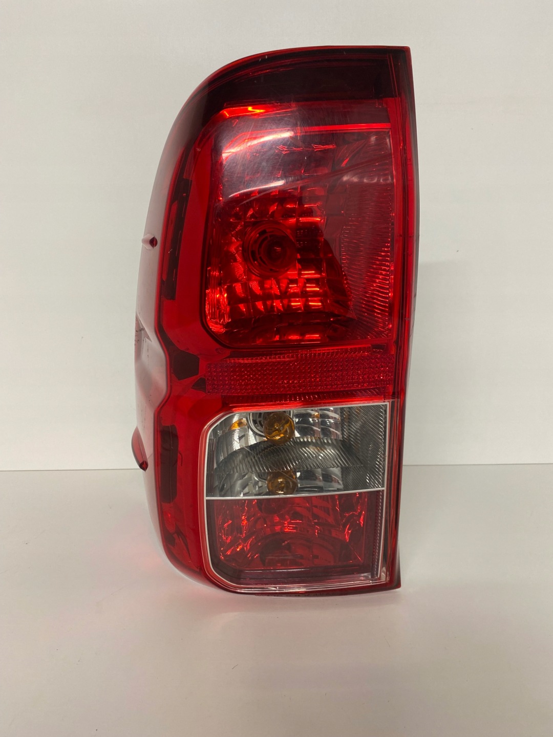 Toyota Hilux AN1P Rückleuchte Rearlamp - Thumbnail 1
