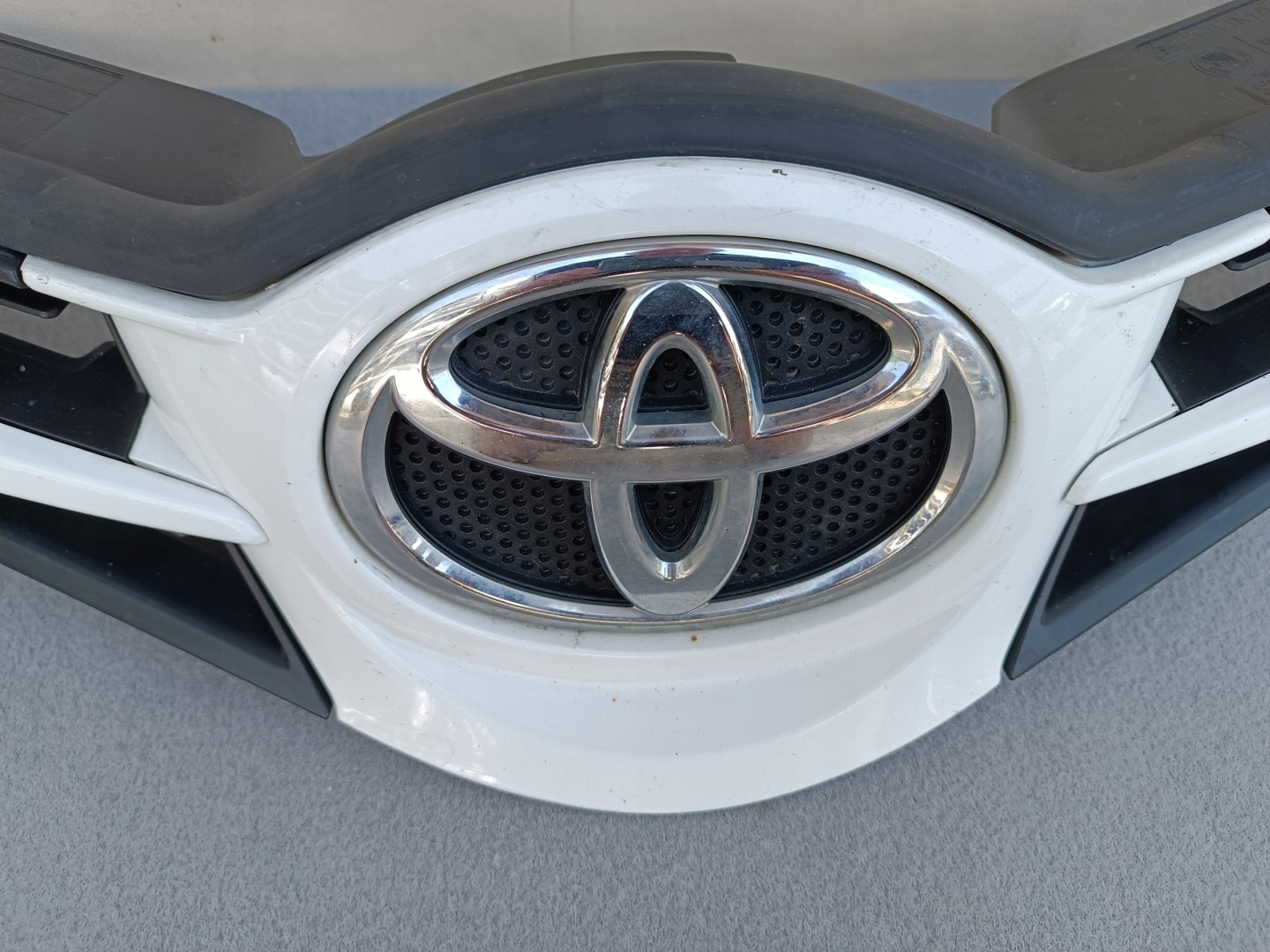 Toyota Auris E150 Kühlergrill FRONTGRILL Kühlergitter - Thumbnail 7