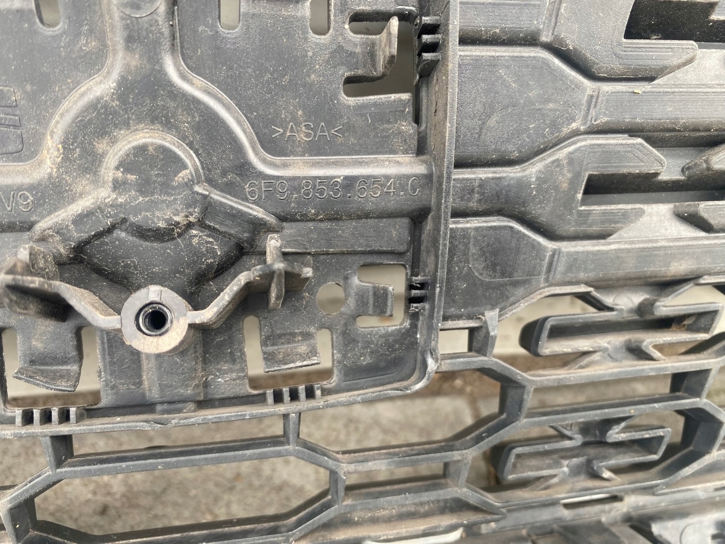 SEAT Arona 6F9 Kühlergrill FRONTGRILL Kühlergitter 6F9853654GR - Thumbnail 11