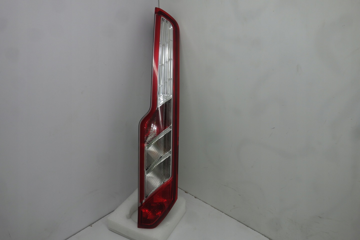 Ford Transit Custom 2 Mk2 Rückleuchte BK2113404AJ Rearlamp - Thumbnail 1