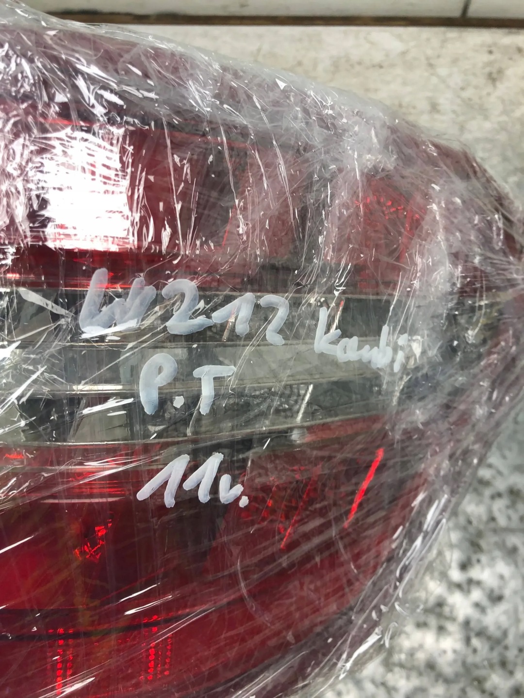 Mercedes-Benz E-Klasse W212 Rückleuchte A2128204064 Rearlamp - Thumbnail 6