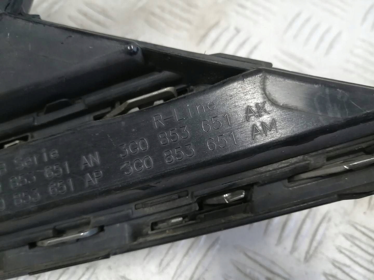 VW Passat B8 Kühlergrill FRONTGRILL Kühlergitter 3G0853651AK - Thumbnail 10