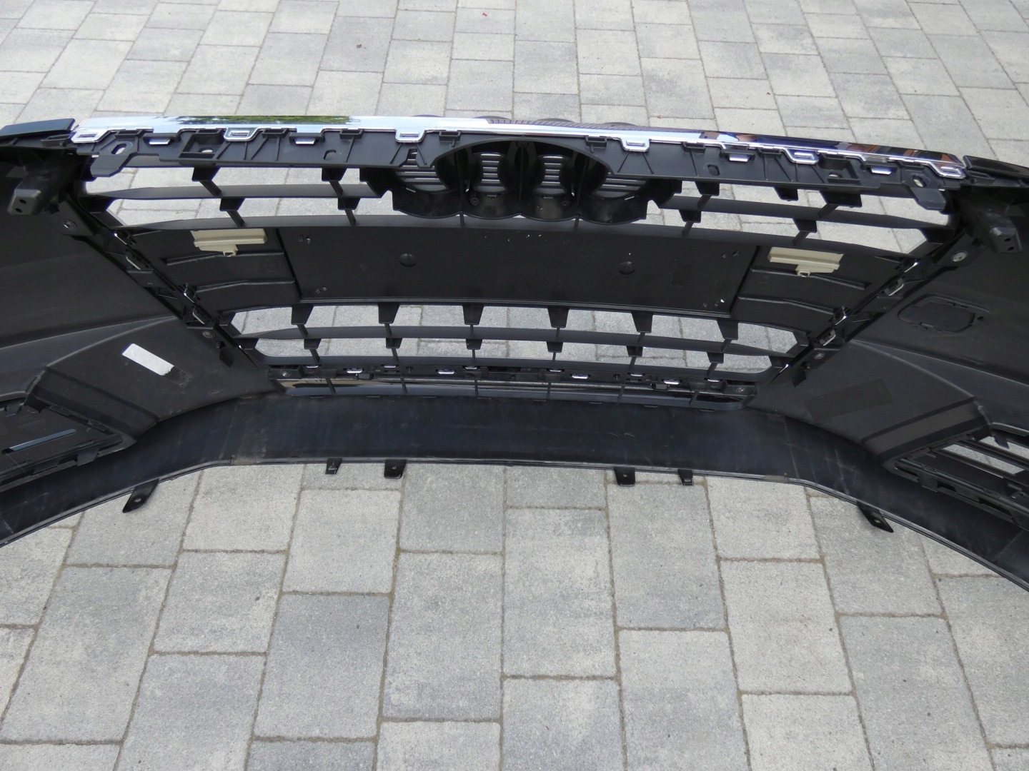 Audi A4 8W0 Kühlergrill FRONTGRILL Kühlergitter 8W0807437A - Thumbnail 6