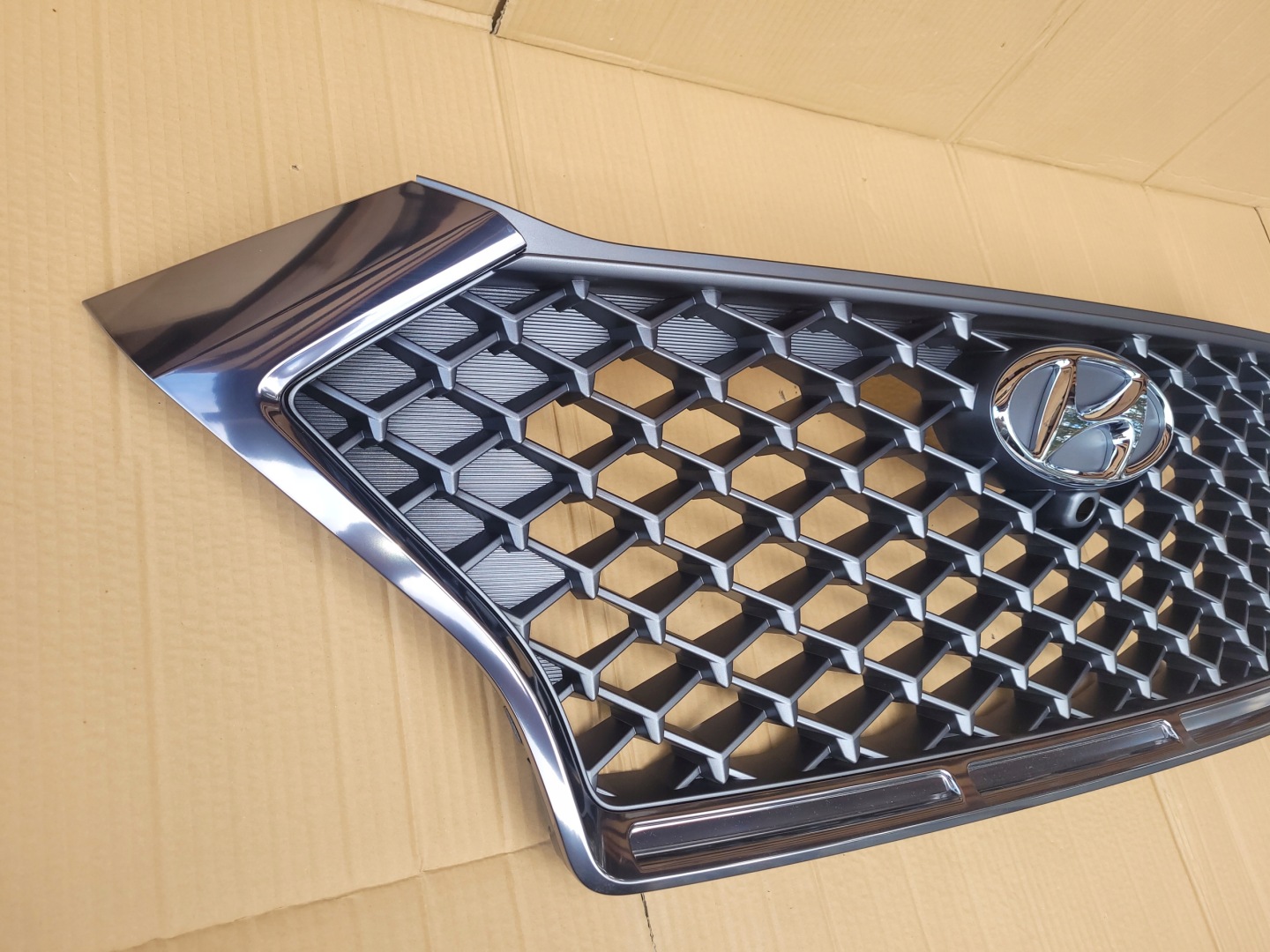 Hyundai Tucson NX4E Kühlergrill FRONTGRILL Kühlergitter - Thumbnail 2