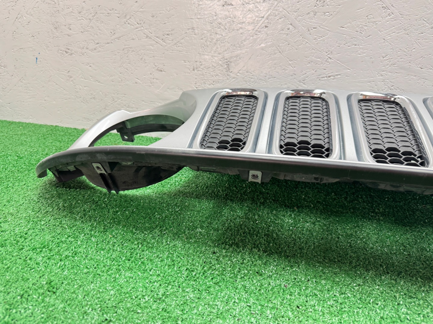 Jeep Renegade BU Kühlergrill FRONTGRILL Kühlergitter 73558782 - Thumbnail 12