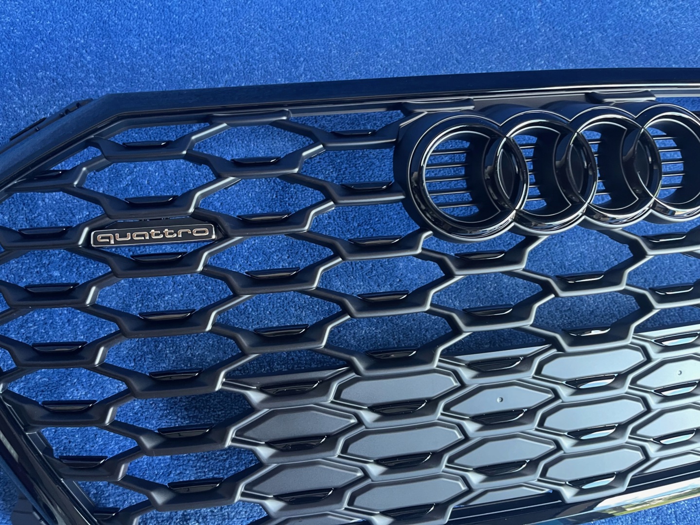 Audi Q3 Kühlergrill FRONTGRILL Kühlergitter 83F853651B - Thumbnail 11