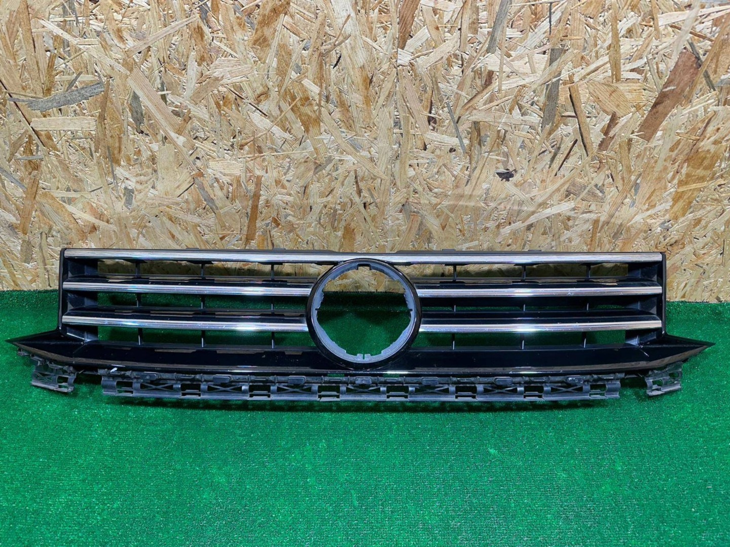 VW Caddy Kühlergrill FRONTGRILL Kühlergitter 2K5853653A - Thumbnail 1